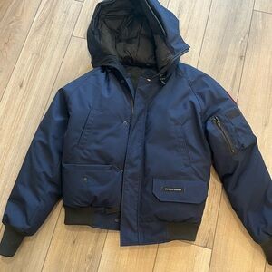 Canada Goose Men's Dark Blue Puffer Jacket